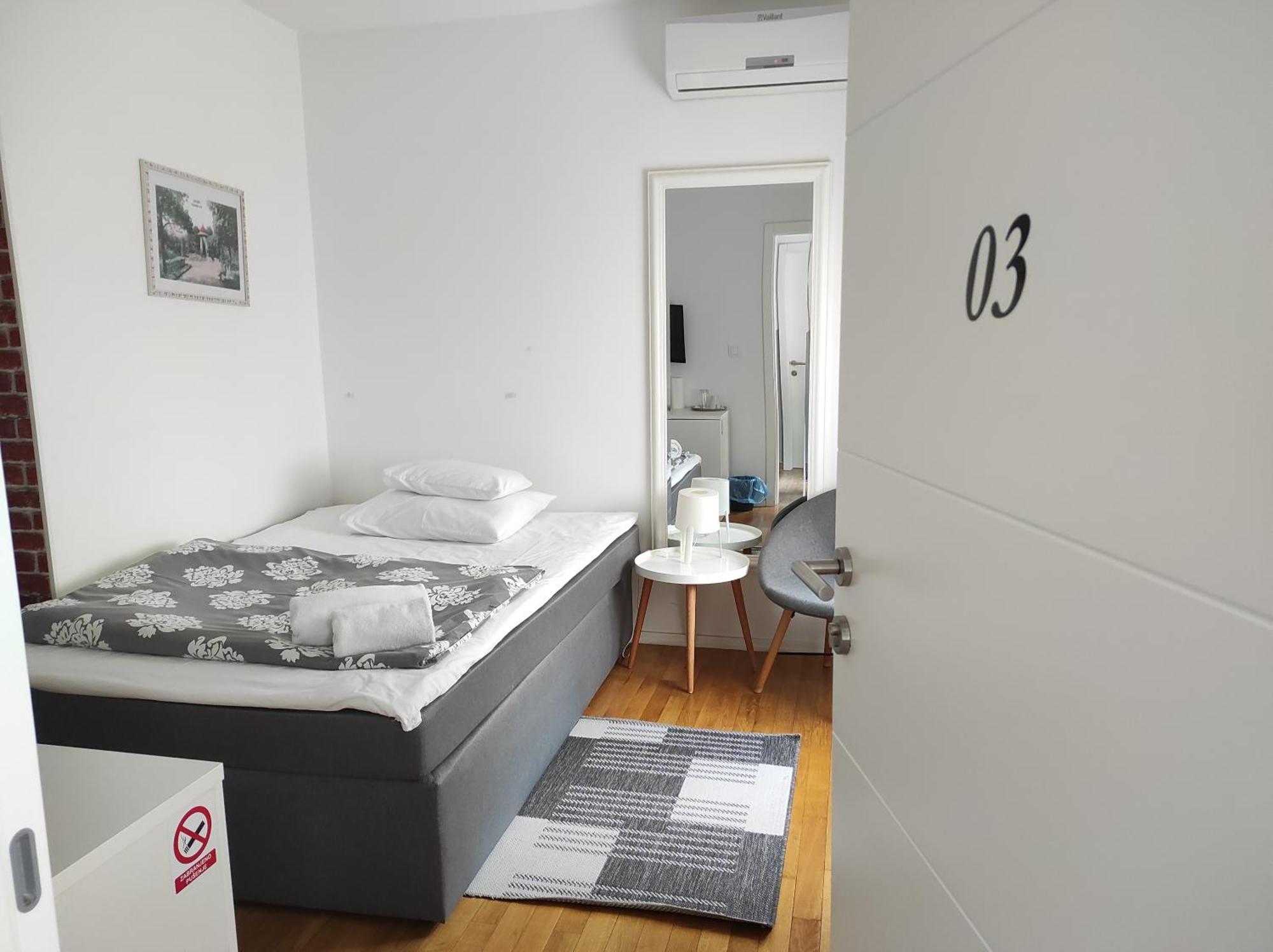 Home Apartmani I Sobe Осиек Экстерьер фото