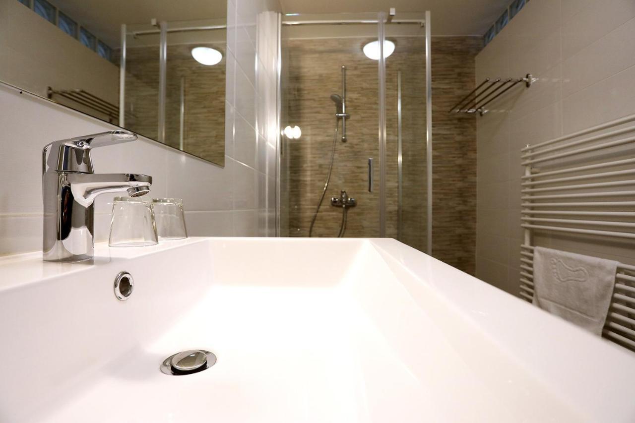 Home Apartmani I Sobe Осиек Экстерьер фото