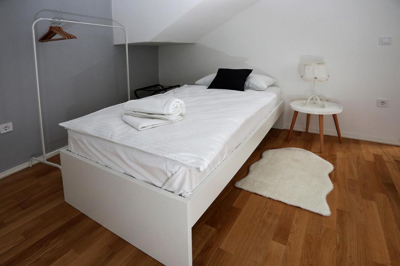 Home Apartmani I Sobe Осиек Экстерьер фото