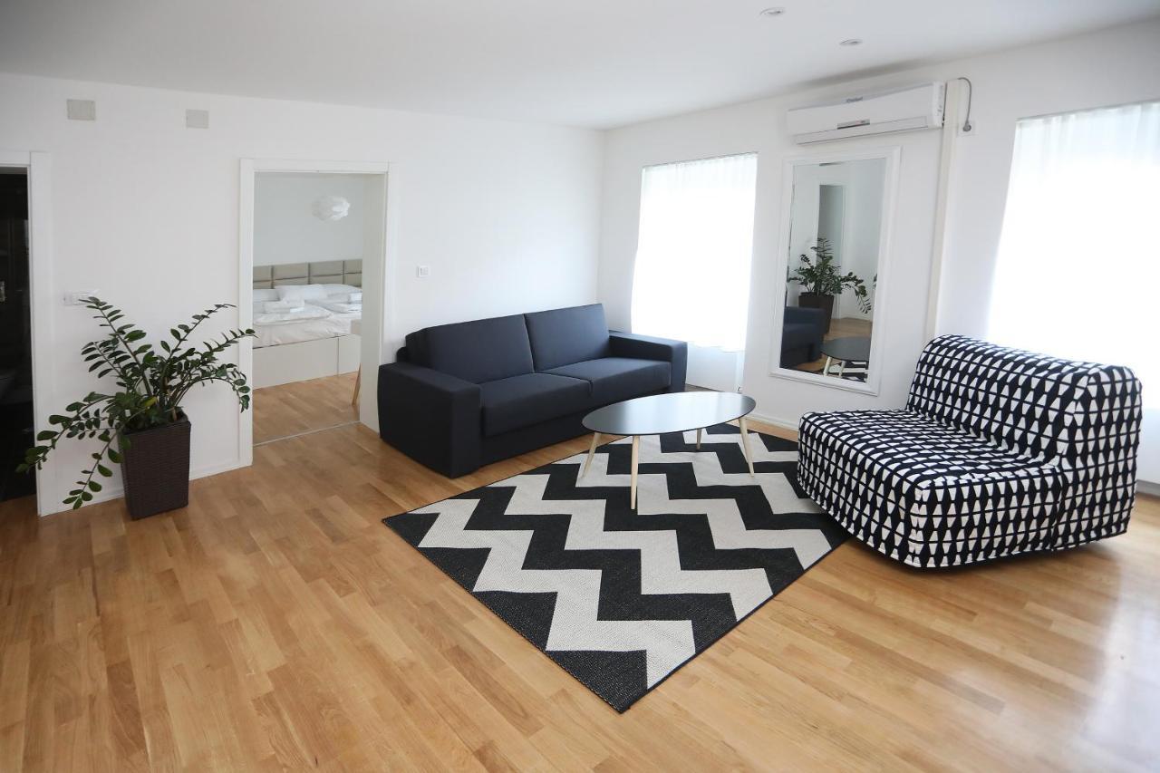 Home Apartmani I Sobe Осиек Экстерьер фото