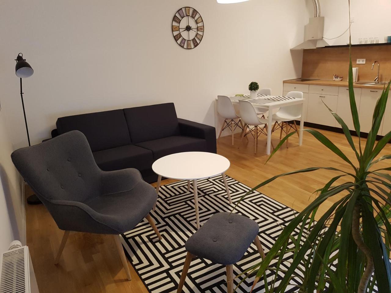 Home Apartmani I Sobe Осиек Экстерьер фото
