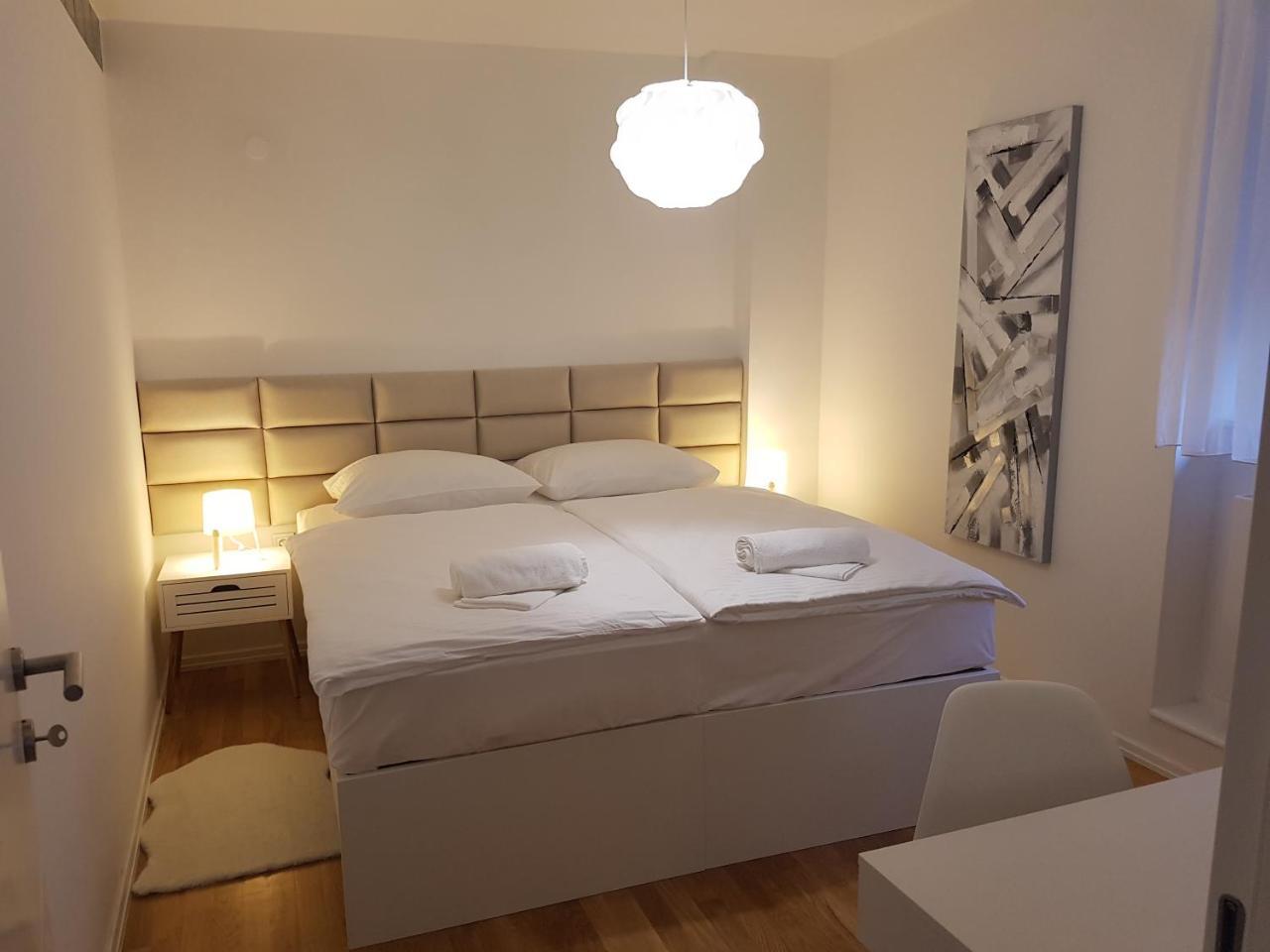 Home Apartmani I Sobe Осиек Экстерьер фото